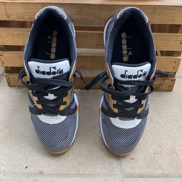 2 Pairs Diadora N9000 - Picture 3 of 8